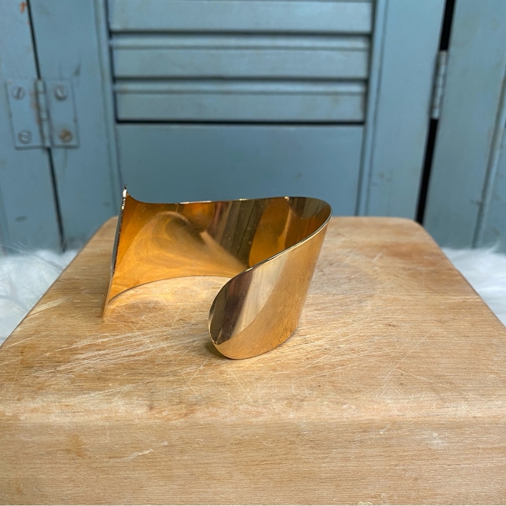 Vintage MCM Coventry Wave Gold Tone Cuff Bracelet Smooth Modern Chic - Picture 5 of 6